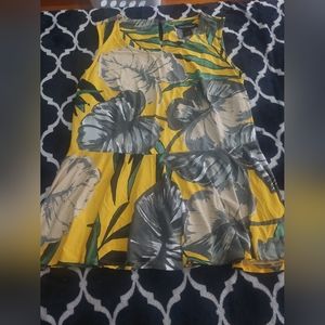 Nwt ashley Stewart yellow tropical peplum sleeveless blouse size 14/16‎